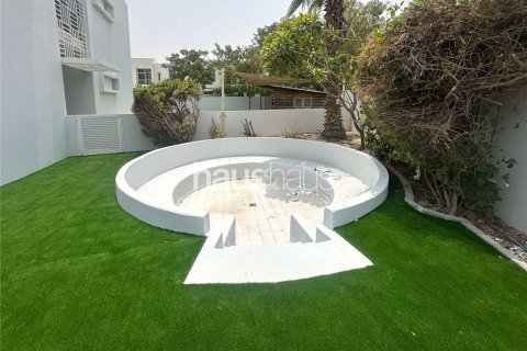 Снять в аренду таунхаус в Arabella Townhouses, Мудон, Дубай: 4 спальни, 530м², № 44491 - фото 4