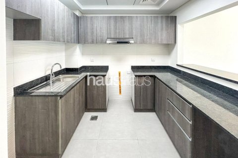 Купить квартиру в Dubai Science Park, Дубай: 1 спальня, 79м², № 44009 - фото 4