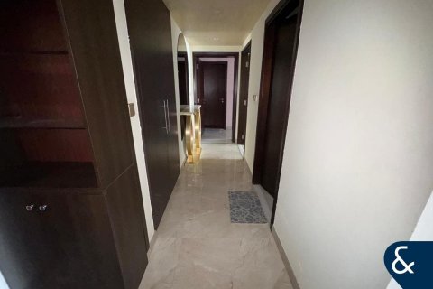 Apartamento en Jumeirah Lake Towers, Dubai, 2 dormitorios, 118 m², № 79114 - foto 2