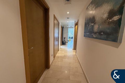 Снять в аренду квартиру в Дубай Марине, Дубай: 3 спальни, 216м², № 79073 - фото 24