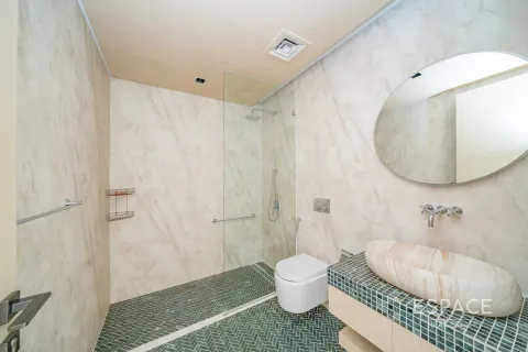 Снять в аренду квартиру в Пальме Джумейре, Дубай: 2 спальни, 200м², № 71213 - фото 10