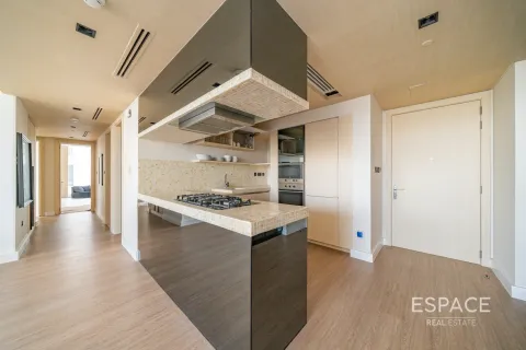 Снять в аренду квартиру в Пальме Джумейре, Дубай: 2 спальни, 200м², № 71213 - фото 5