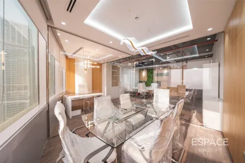 Oficina en Jumeirah Lake Towers, Dubai, 52 m², № 71198 - foto 7