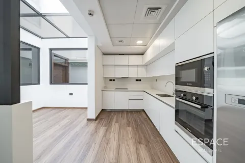 Villa à Al Furjan, Dubai, 4 chambres, 325 m², № 71200 - photo 2