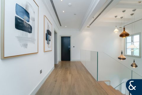 Villa in Jumeirah Golf Estates, Dubai 5 bedrooms, 525 sq.m. № 75969 - photo 15