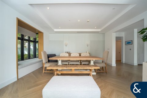 Villa in Jumeirah Golf Estates, Dubai 5 bedrooms, 525 sq.m. № 75969 - photo 8