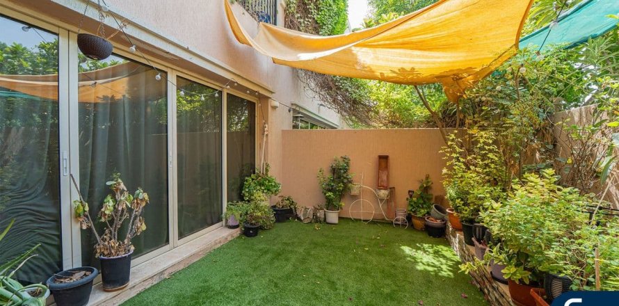 Таунхаус в Джумейра Гольф Эстейтс, Дубай, 2 спальни, 134м², № 75976