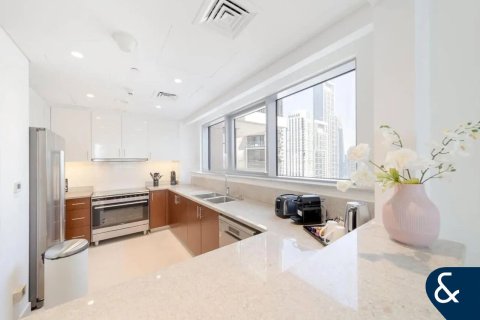 Apartment in Downtown Dubai (Downtown Burj Dubai), Dubai 3 bedrooms, 209 sq.m. № 75975 - photo 5