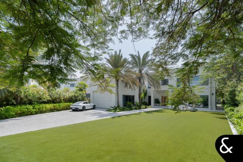Villa in Jumeirah Islands, Dubai 5 bedrooms, 697 sq.m. № 75964 - photo 25