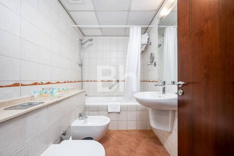 Снять в аренду квартиру в Дубай Марине, Дубай: 3 спальни, 195м², № 23296 - фото 8