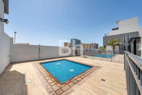 Villa à Dubai Sports City, Dubai, 4 chambres, 271 m², № 23299 - photo 5