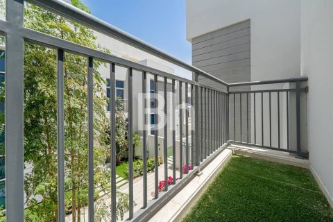 Villa à Dubai Sports City, Dubai, 4 chambres, 271 m², № 23299 - photo 13