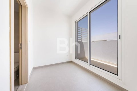 Villa à Dubai Sports City, Dubai, 4 chambres, 271 m², № 23299 - photo 9