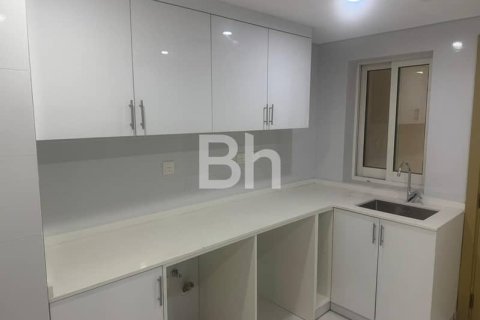 Townhouse in Jumeirah Village Circle, Dubai 4 bedrooms, 376 sq.m. № 23301 - photo 17