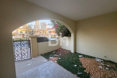Townhouse in Jumeirah Village Circle, Dubai 4 bedrooms, 376 sq.m. № 23301 - photo 2