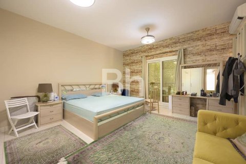 فيلا في The Springs, دبي 3 غرف نوم, 255 م² رقم 23302 - صورة 9