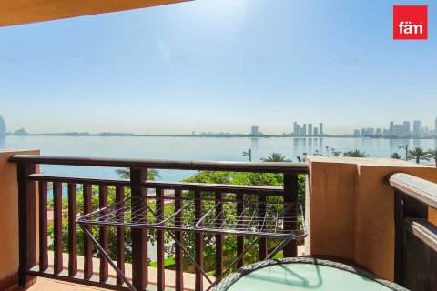 Appartement à Palm Jumeirah, Dubai, 1 chambre, 141.6 m², № 13228 - photo 2