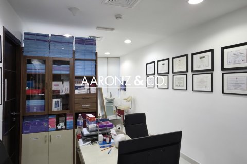 Bureau à Jumeirah Lake Towers, Dubai, 255 m², № 89094 - photo 8