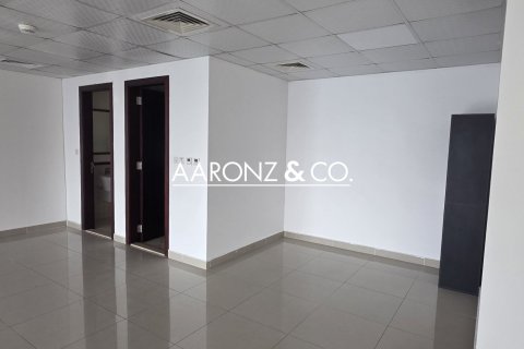 Bureau à Jumeirah Lake Towers, Dubai, 107 m², № 89093 - photo 8