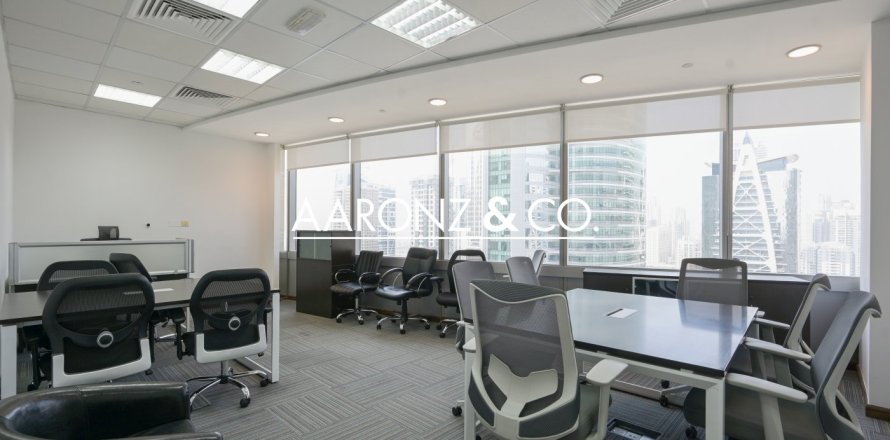 Bureau à Jumeirah Lake Towers, Dubai, 99 m², № 89095