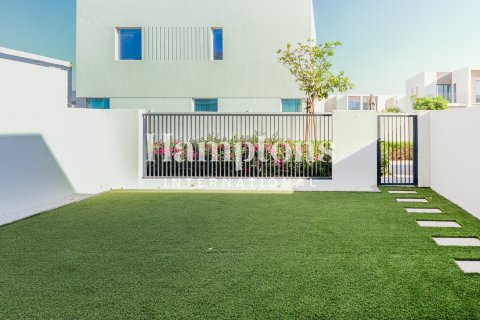 Townhouse in Al Manara, Jumeirah Village Triangle, Dubai 3 bedrooms, 173.99988676 sq.m. № 89111 - photo 12