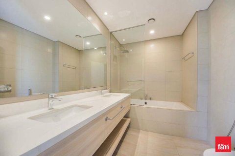 Adosado en Dubai, 3 dormitorios, 180 m², № 93498 - foto 10