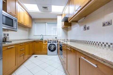 Apartment in Dubai Marina, Dubai 2 bedrooms, 168.8 sq.m. № 127386 - photo 11