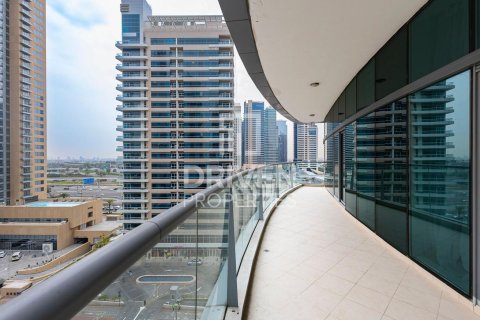 Apartment in Dubai Marina, Dubai 2 bedrooms, 168.8 sq.m. № 127386 - photo 17