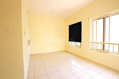 Villa in The Springs, Dubai 2 bedrooms, 157 sq.m. № 44676 - photo 5
