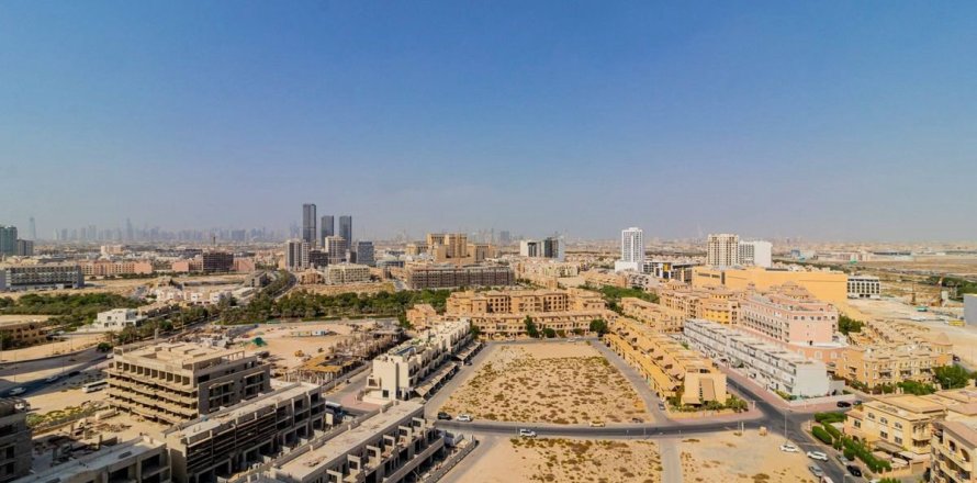 Appartement à Dubai, 2 chambres, 93 m², № 112383