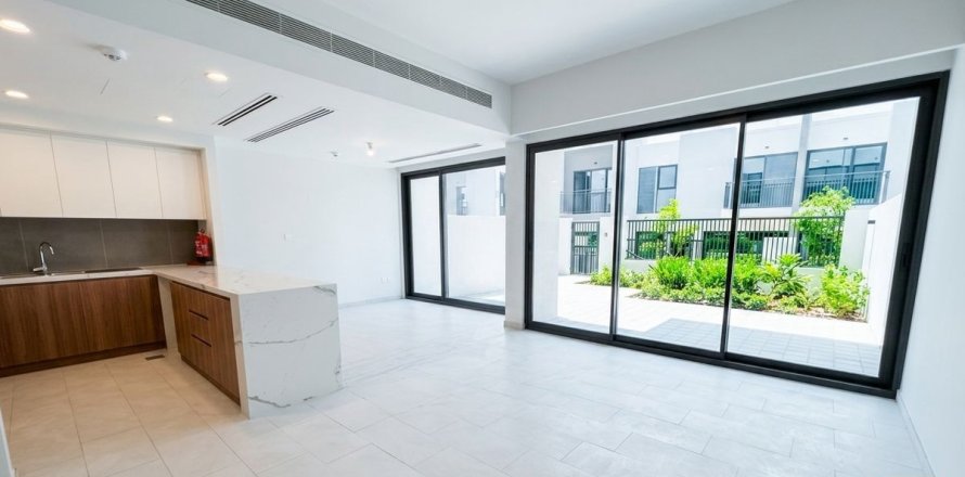 Maison de ville à Dubai, 3 chambres, 161 m², № 112384