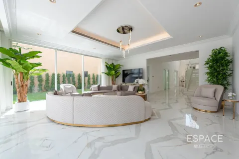 Villa à Palm Jumeirah, Dubai, 6 chambres, 505 m², № 71221 - photo 2