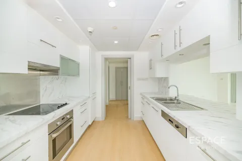 Снять в аренду квартиру в Даунтаун Дубай (Даунтаун Бурдж Дубай), Дубай: 2 спальни, 138м², № 71238 - фото 4