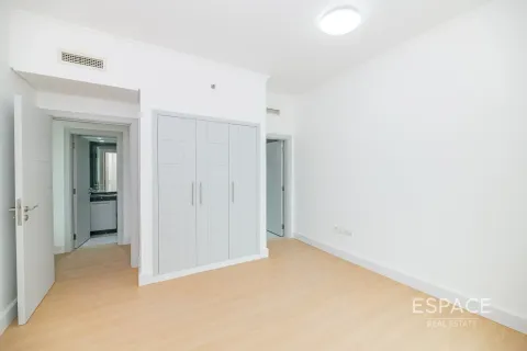 Снять в аренду квартиру в Даунтаун Дубай (Даунтаун Бурдж Дубай), Дубай: 2 спальни, 138м², № 71238 - фото 9