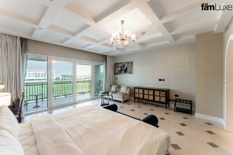 Купить виллу в Дубае: 4 спальни, 792.5м², № 60525 - фото 15