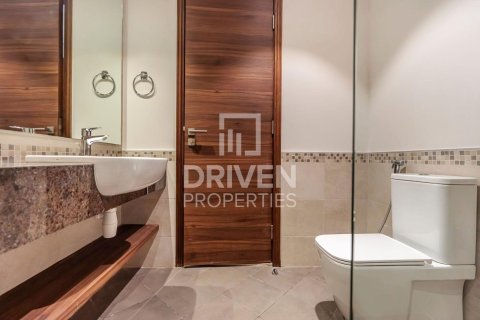 Dúplex en Jumeirah Village Circle, Dubai, 2 dormitorios, 162.39 m², № 127850 - foto 15