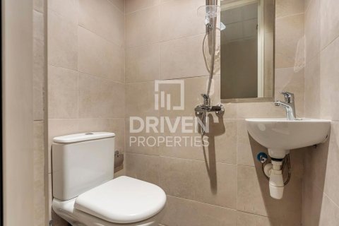 Dúplex en Jumeirah Village Circle, Dubai, 2 dormitorios, 162.39 m², № 127850 - foto 14