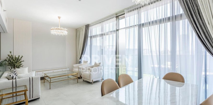 Дуплекс в Джумейра Вилладж Серкл, Дубай, 2 спальни, 162.39м², № 127850