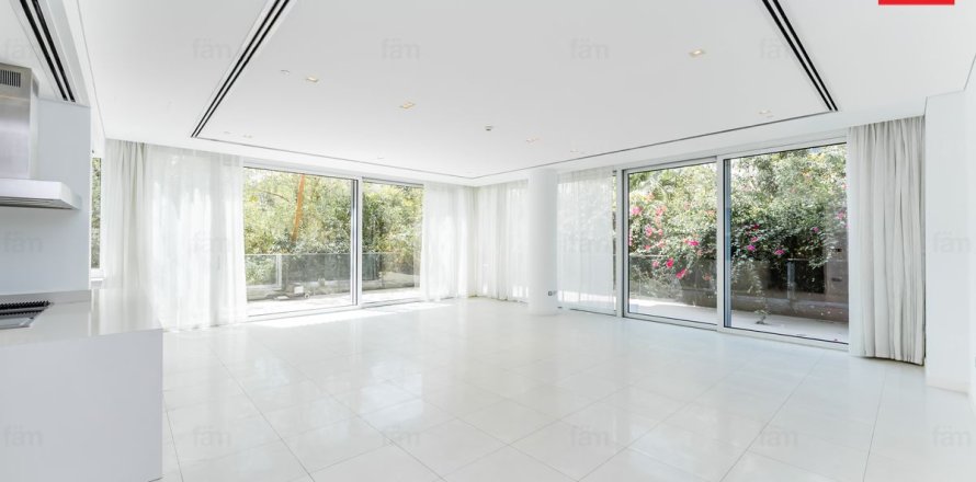 Квартира в Аль-Барари, Дубай, 2 спальни, 270.3м², № 23928