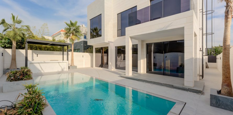 فيلا في Jumeirah Park, دبي 5 غرف نوم , 481 م² رقم 97061