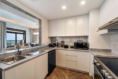 Appartement à Umm Suqeim, Dubai, 3 chambres, 171 m², № 97073 - photo 8