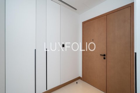 Apartment in Dubai Marina, Dubai 4 bedrooms, 214 sq.m. № 45963 - photo 16