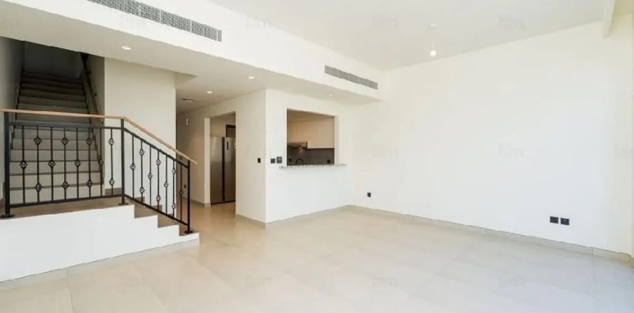 Maison de ville à Dubai, 4 chambres, 144 m², № 141926