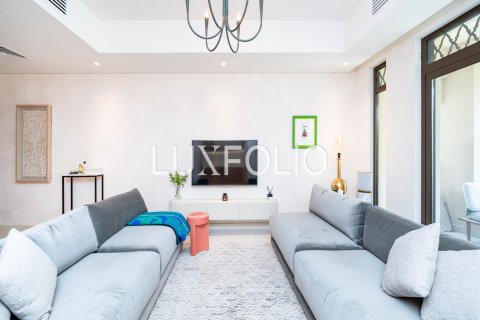 Apartment in Old Town, Dubai 2 bedrooms, 122 sq.m. № 45516 - photo 4