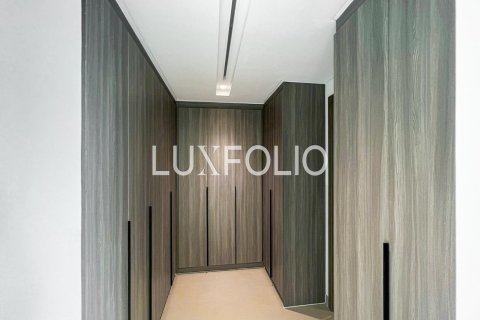 Villa in Murooj Al Furjan, Al Furjan, Dubai 5 bedrooms, 425 sq.m. № 45515 - photo 15