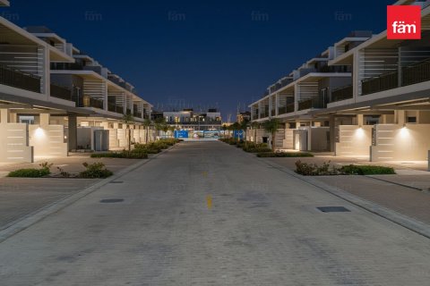 Снять в аренду таунхаус в Дубае: 3 спальни, 170.2м², № 91914 - фото 22