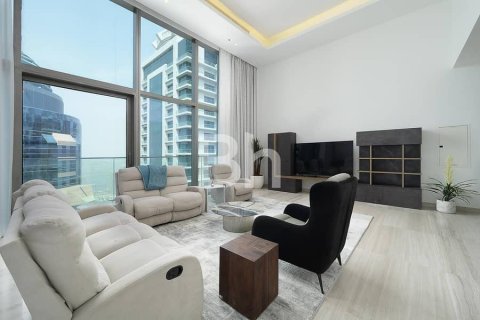 Apartment in Dubai Marina, Dubai 4 bedrooms, 594 sq.m. № 21687 - photo 26