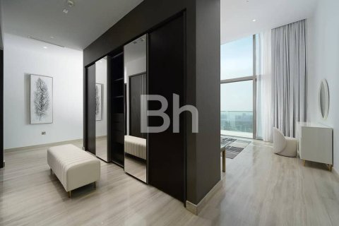 Apartment in Dubai Marina, Dubai 4 bedrooms, 594 sq.m. № 21687 - photo 8