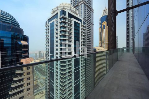 Apartment in Dubai Marina, Dubai 4 bedrooms, 594 sq.m. № 21687 - photo 11