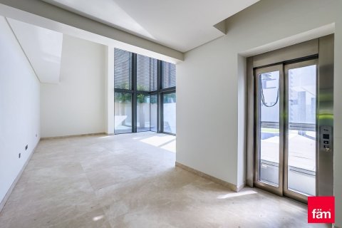 Villa en Dubai, 4 dormitorios, 637.8 m², № 9350 - foto 8